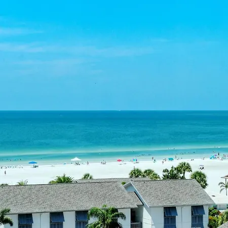 1125-702 Embrace Stunning Beach Views